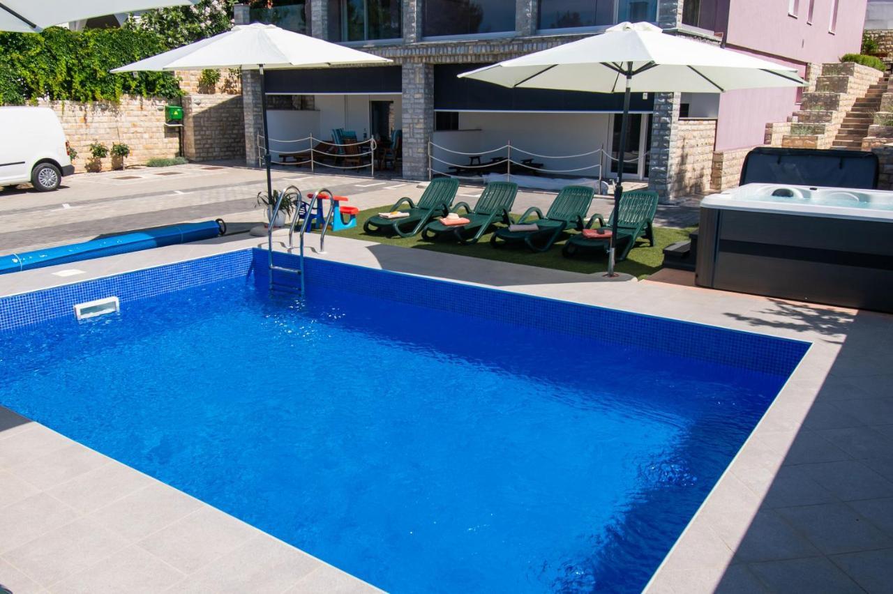 Apartments Villa As Jezera Exterior photo